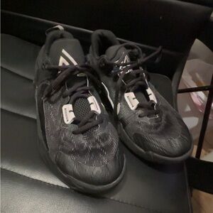 Nike Men's Black and White Athletic Shoes